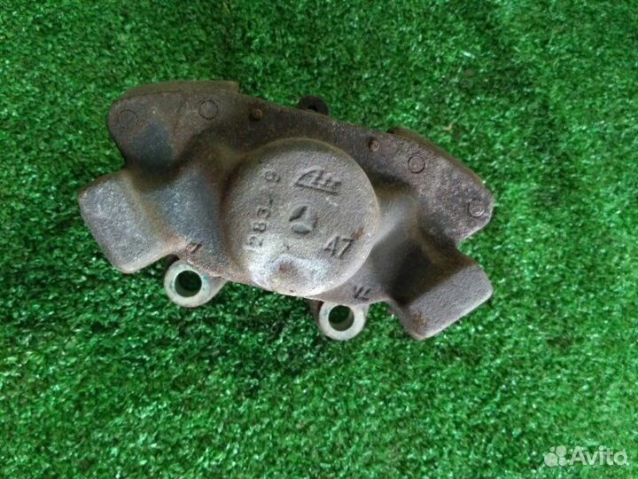 Суппорт задний правый Mercedes-Benz E-Class W210