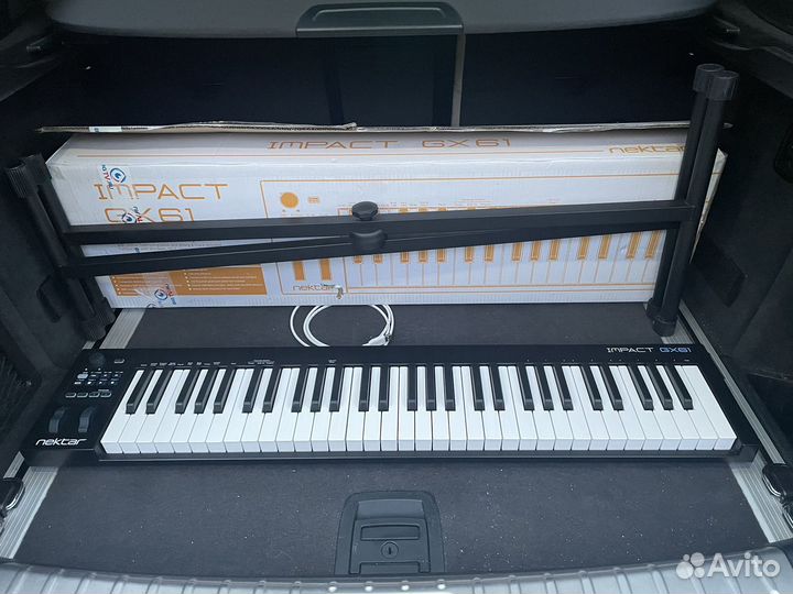 Midi клавиатура Nektar impact gx61