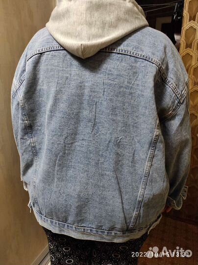 Джинсовая куртка