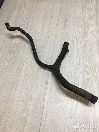 Патрубок радиатора охлаждения двс Renault symbol