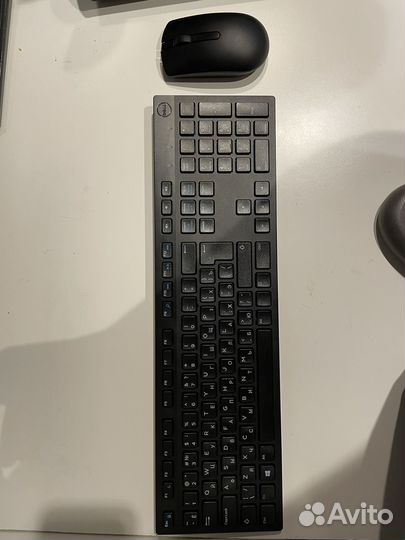 Беспроводная клавиатура и мышь dell wk636p