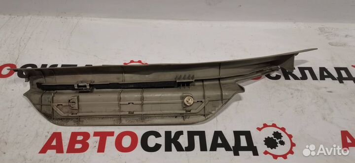 Накладка порогов Б/у