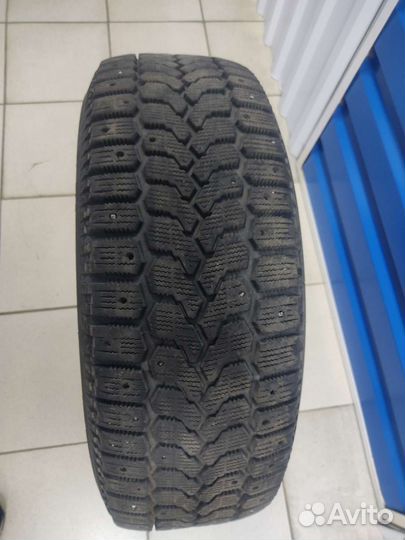 Yokohama F700Z 215/60 R17