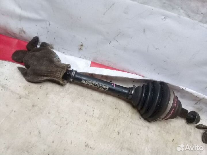 Привод передний левый Volkswagen Passat b6 3C2 3C5