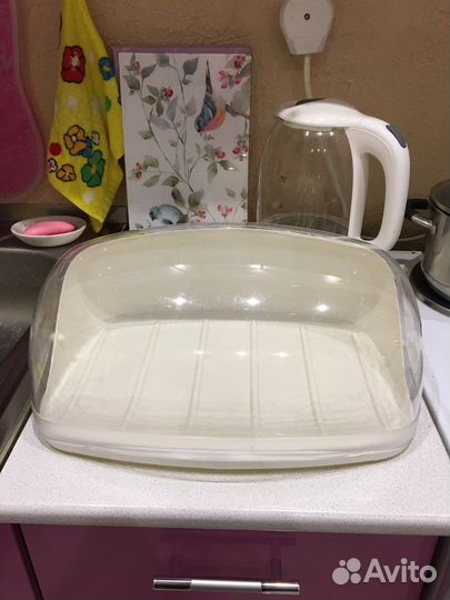 Хлебница новая,нож новый,кухонные ножницы