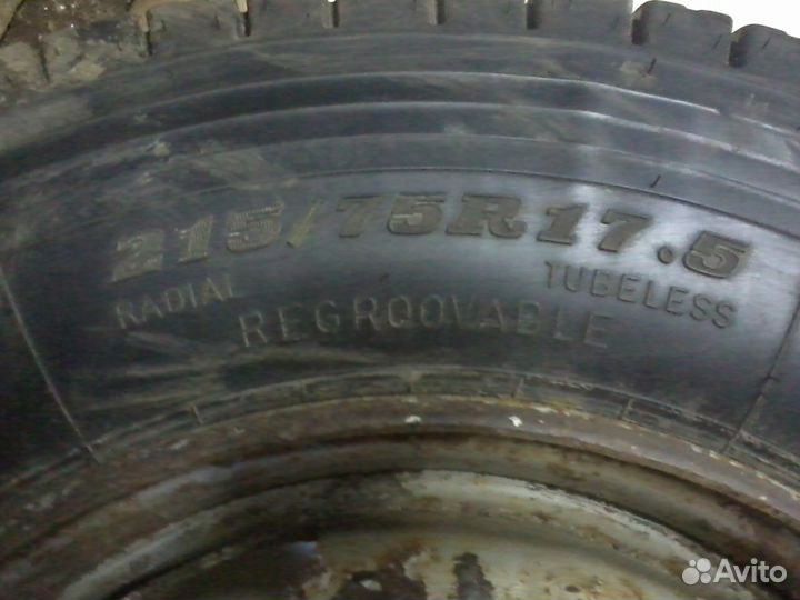 Dunlop SP 44J 215/75 R17