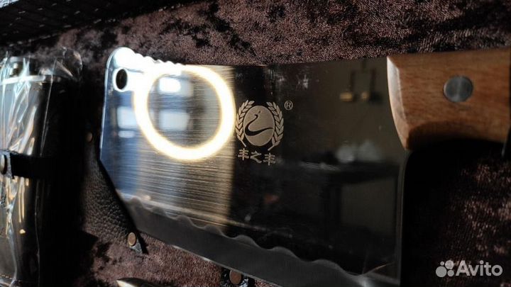 Подарочный набор шампуров в чемодане