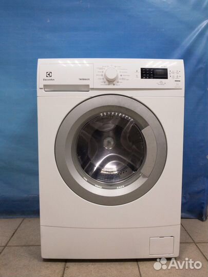 Стиральная машина Electrolux. Гарантия и доставка