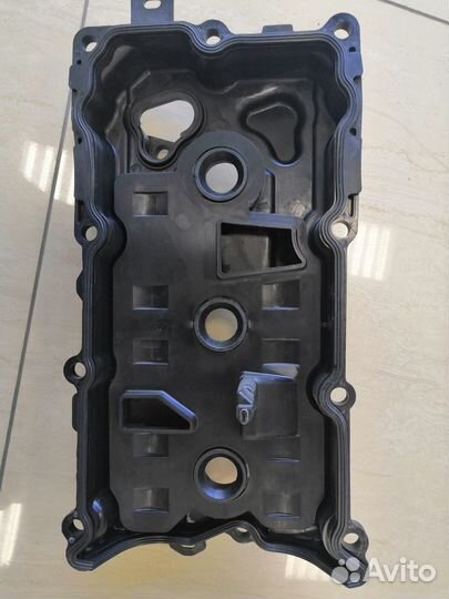 Крышка клапанная правая J32 Z51R VQ35DE 13264JP01A