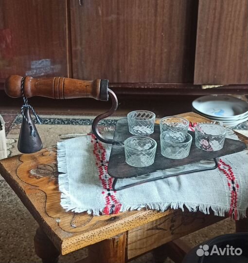 Подставка под рюмки