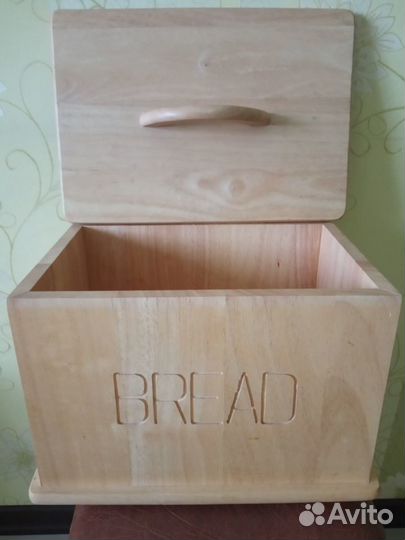 Хлебница из дерева, 