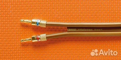 Аккустический кабель Van den Hull 2.5 м