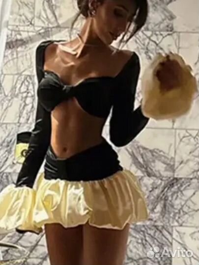 Вечерний костюм с юбкой