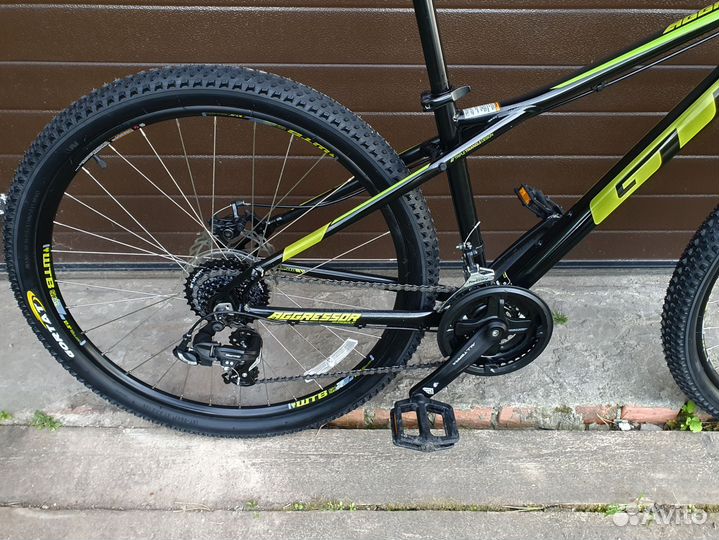 Горный велосипед GT Aggressor Sport 27.5