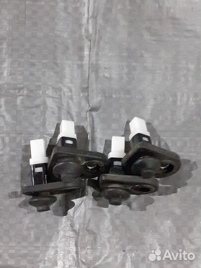 Концевик двери KIA RIO 3 1.6 мт седан