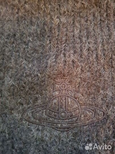 Новая шапка Vivienne Westwood