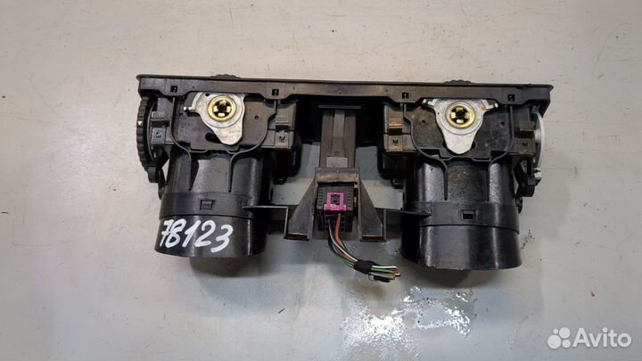 Дефлектор обдува салона Skoda Octavia Tour, 2004