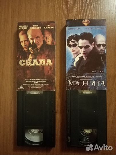 Коллекция фильмов на VHS есть лицензионные