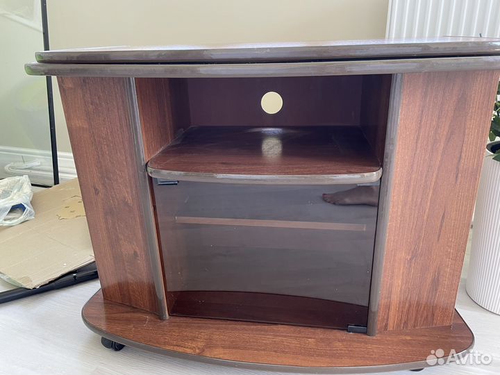 Тумба под телевизор