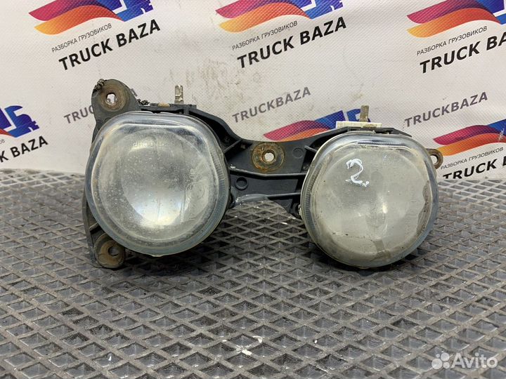 Фара противотуманная правая Iveco Stralis