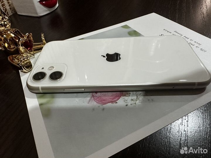 iPhone 11, 256 ГБ
