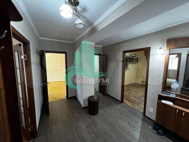 3-к. квартира, 75,8 м², 2/5 эт.