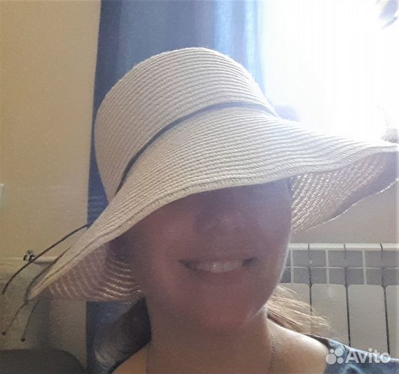 Шляпа женская соломенная