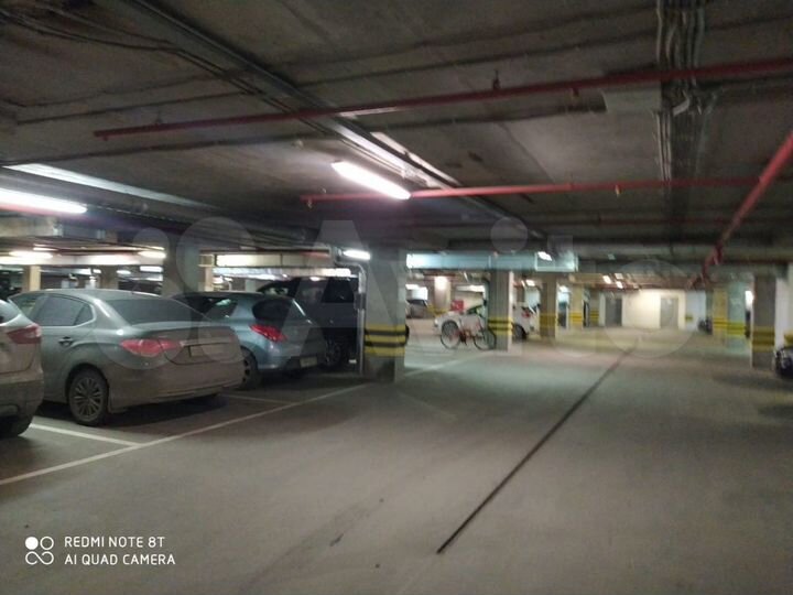 Машиноместо, 16 м²