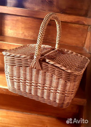 Плетёная корзина