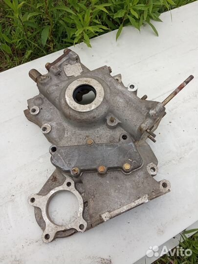 Крышка распределительных звездочек нижняя М-412