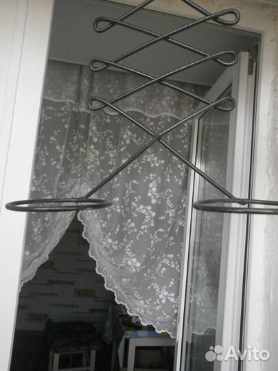 Кашпо подвесное