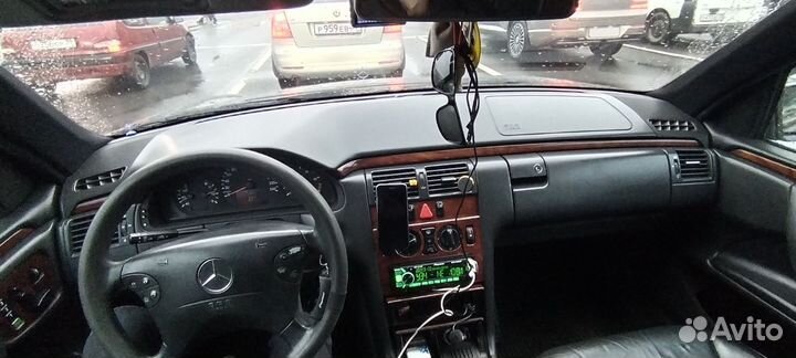 Mercedes-Benz E-класс 2.2 AT, 1999, 282 755 км