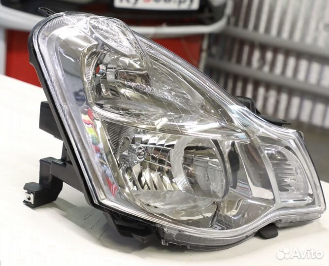 Фара правая Nissan Almera G15 2012-2018 новая