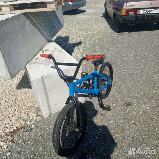 Трюковой велосипед bmx