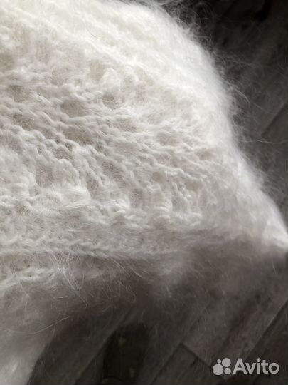 Манишка пуховая ажурная белая