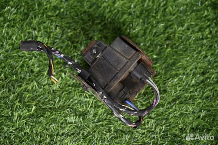 Реле накала свечей Jaguar F-Pace JGA 2016