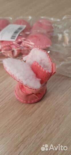 Обувь для собачки. Поводок -рулетка