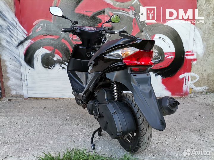 Японский скутер Suzuki Address V125S