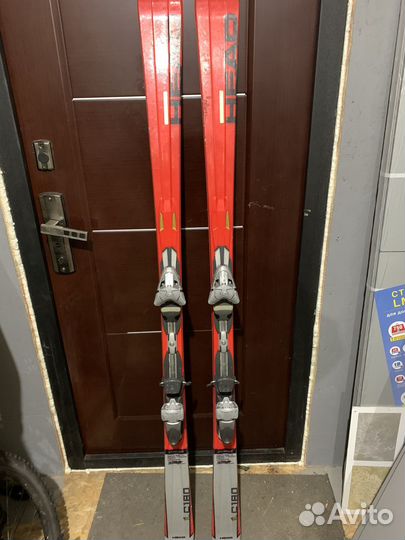 Горные лыжи head cyber c180