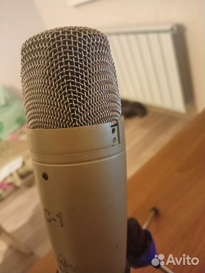 Студийный конденсаторный микрофон Behringer C-1