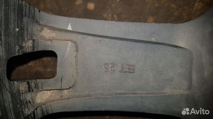 R18 Accelera 651 265/65, PCD 6x139.7 DIA 54