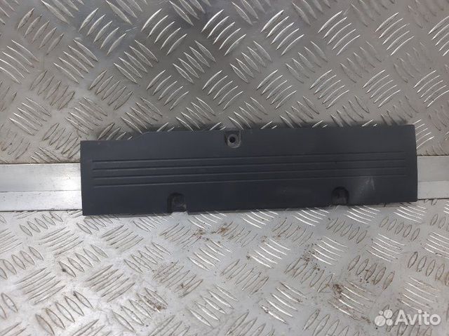 Накладка декоративная двигателя Mitsubishi