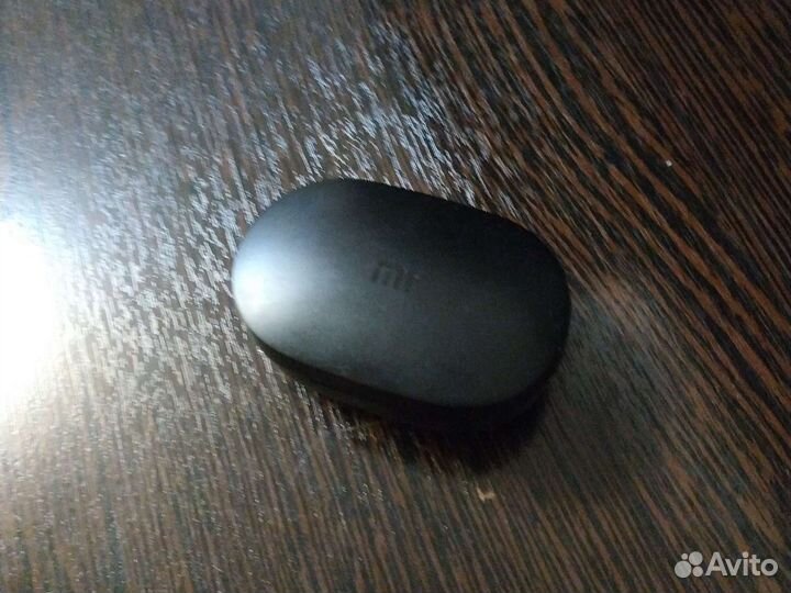 Продаю наушники бес проводные