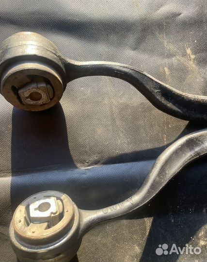 Рычаг верхний BMW E38