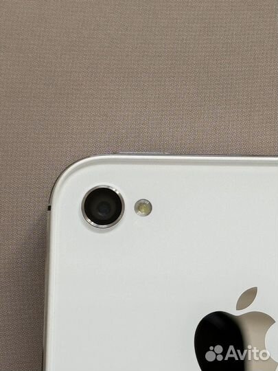 iPhone 4S, 16 ГБ
