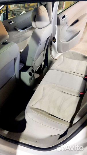 Сиденья Peugeot 308