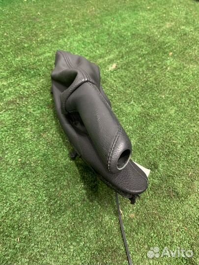 Чехол стояночного тормоза Bmw 320I F30 N20B20B