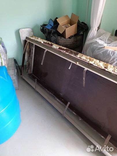 Металлическая дверь бу