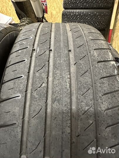 Continental Conti.eContact 235/55 R19