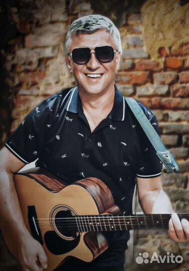 Певец. Гитарист. Песни под гитару